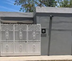 Casa Remodelada ,frente A Parque,2 Recamaras Con Minisplit,cocina C... - Foto 1
