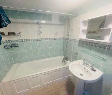 Leicester Avenue, Doncaster, DN2 - Photo 1