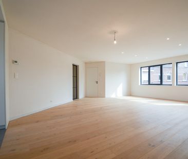 Nieuwbouwappartement te hartje Izegem - Photo 6