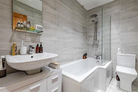 Studio to rent - Photo 4