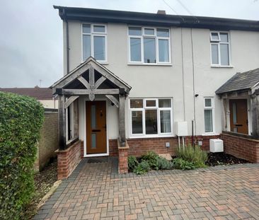 3 bedroom semi-detached house to rent - Photo 4