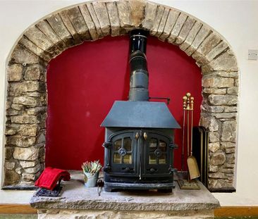 4 bedroom detached house to rent - Photo 3