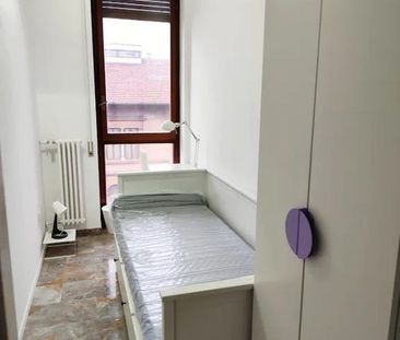 Viale Pietro Pietramellara, Bologna, Emilia-Romagna 40121 - Photo 6