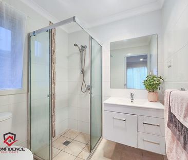 10 Munjuwa Street, Ngunnawal ACT 2913 - House For Rent | Domain - Photo 3