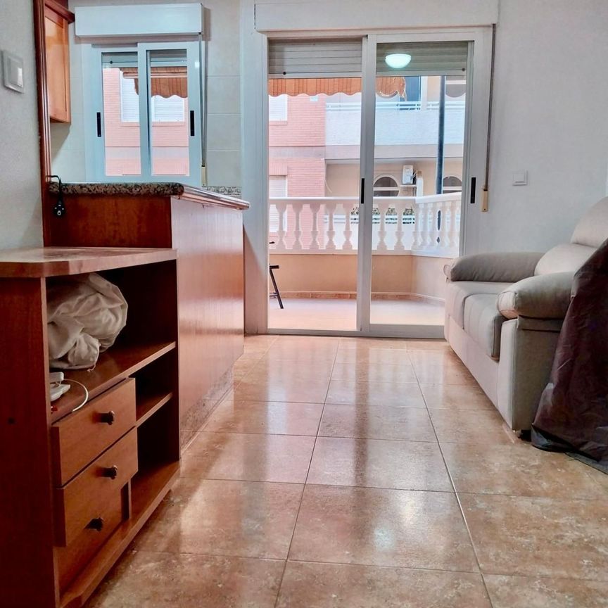 Apartamento de alquiler en Guardamar Playa - Photo 1