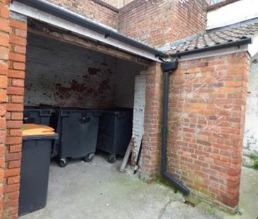 2 bedroom flat to rent - Photo 6