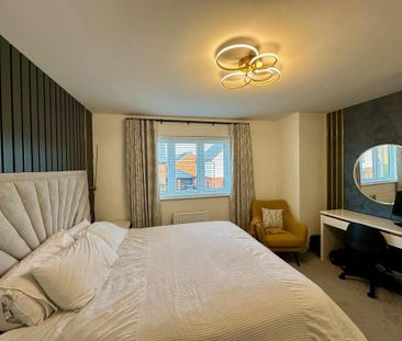 4 bedroom detached house to rent - Photo 6