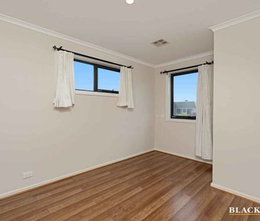 Spacious Functional Living - Photo 3