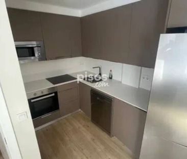 Piso en alquiler en Calle de Jesús y María - Photo 6