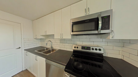 2 Bedroom - Photo 5