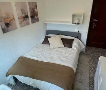 Calle Miraorquideas, Málaga, Andalusia 29011 - Photo 4