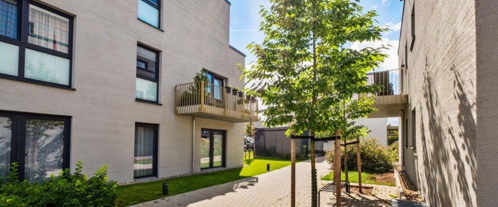 Moderne 3 Zimmer Wohnung mit Terrasse im Grünen! - Foto 1