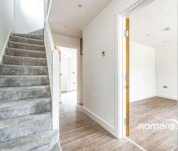 Wrenfield Drive, Caversham, Reading, RG4 - Photo 1