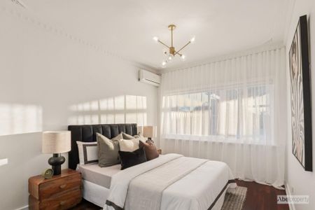 Refurbished & Fabulous - Move in For Christmas - Photo 3