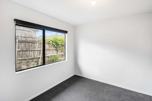 2.20 Kamara Road, Glen Eden - Photo 1