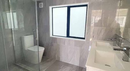 Only a year old and looking for a New Family - Photo 4