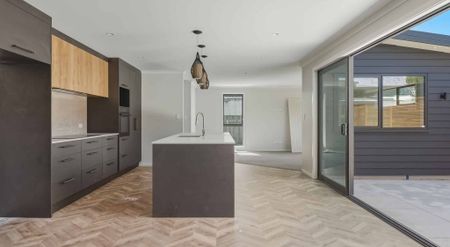 Neat On North !! - Photo 4