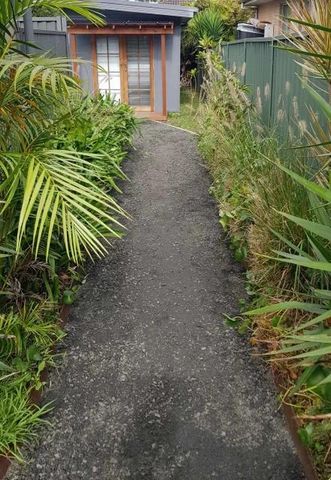 Studio Apartment - Photo 2