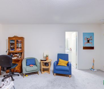 For Lease - 82 Ness Drive, Richmond Hill, Ontario - Photo 5