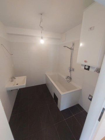 Helle 4-Zimmer-Wohnung mit Loggia! - Foto 3