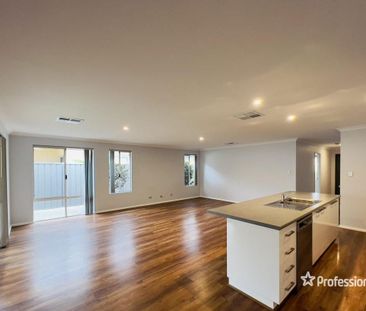 3 Hiscox Crescent, Baldivis WA 6171 - Photo 4