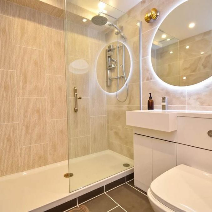 3 bedroom flat to rent - Photo 1