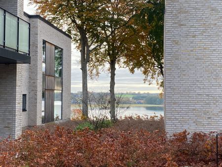 Nybygget og rummelig 3-værelses lejlighed i fantastiske omgivelser - Photo 3