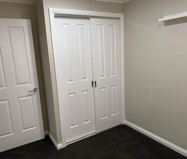 3 bedroom house for lease in Eastern Rd, Quakers Hill - Photo 1