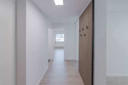 Top renovierte 2,5 Zimmer Mietwohnung in Freudenstadt Nordstadt - Foto 2