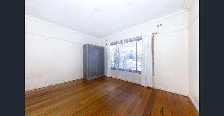 Location, location, location!!! - Photo 2