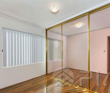 Affordable 2 bedroom unit in the heart of Parramatta - Photo 1