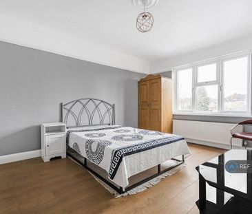 3 bedroom terraced house to rent - Photo 6