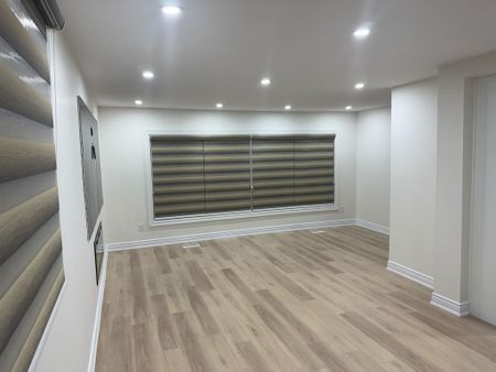 For Lease - 5 Bromley Crescent, Brampton, Ontario - Photo 3