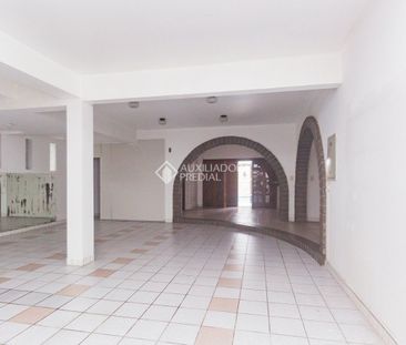 Casa com 4 quartos e 300m² para alugar em Jardim Botânico, Porto Al... - Photo 1