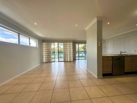 Coastal Living with Bay Views | 3-Bedroom Esplanade Apartment - Photo 2