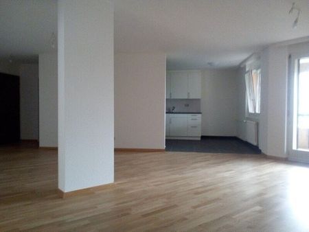 Apartment - Photo 3