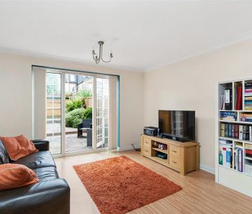 2 bedroom end of terrace house to rent - Photo 4