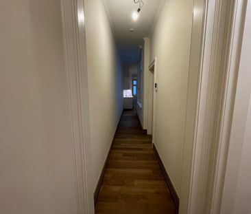 Heel mooi gerenoveerd appartement met twee slaapkamers. Tijdens de ... - Foto 5