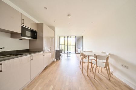 2 bedroom apartment to rent - Photo 3