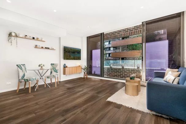 Freshly painted north-facing lifestyle pad - Photo 1