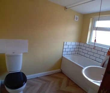 Main Street - Photo 3