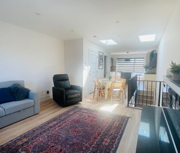 For Lease - 317 O'Connor Drive Unit# Upper, Toronto, Ontario - Photo 5