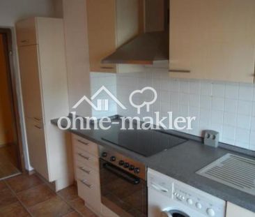 Rennweg! Hell, 2 Zimmer, Balkon, ganz oben, mit KÜCHE und Waschmasc... - Photo 1