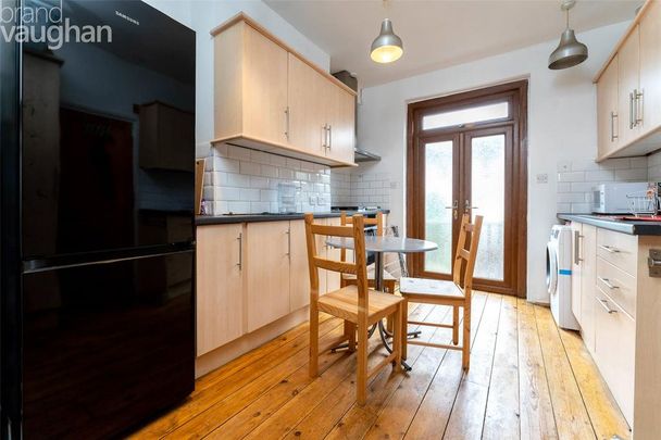3 bedroom terraced house to rent - Photo 1