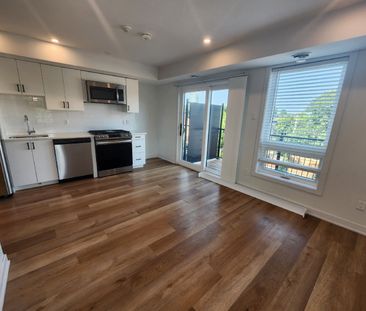 689 Churchill Avenue North - 303 - Photo 5