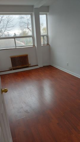 For Lease - 2881 Lawrence Avenue Unit# 3, Toronto, Ontario - Photo 3