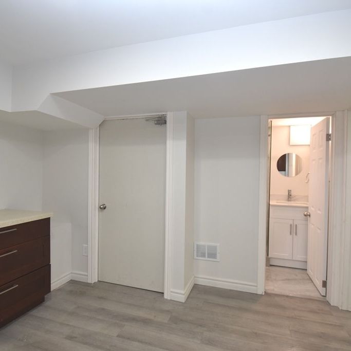 For Lease - 43 Constellation Crescent Unit# Bsmt, Richmond Hill, Ontario - Photo 1