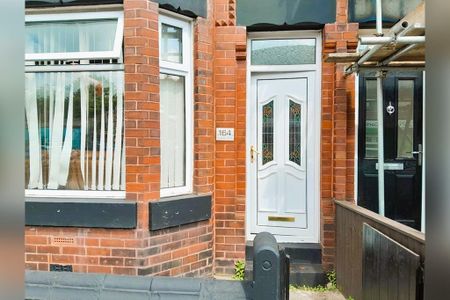 4 bedroom terraced house to rent - Photo 2