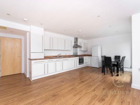 2 bedroom flat to rent - Photo 5