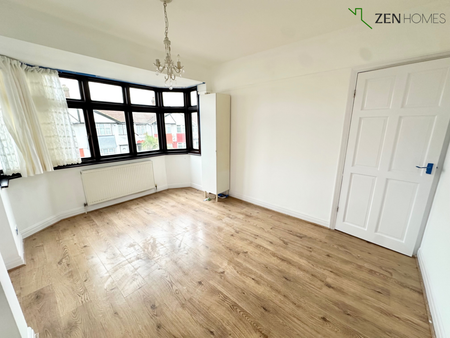 3 bedroom terraced house to rent - Photo 3